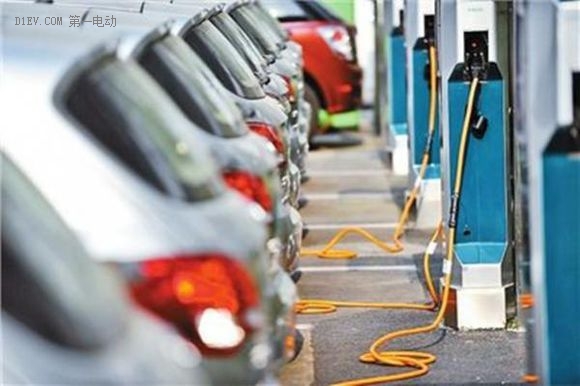 北京发布电动汽车充电基础设施新规 每半径五公里一个电动车充电桩